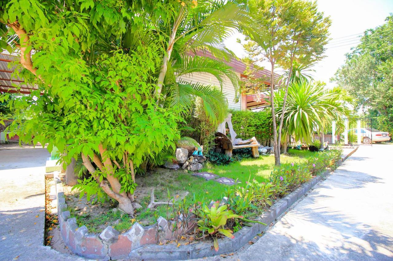 Oyo 354 Ton Hom Resort & Villa Hua Hin Bagian luar foto